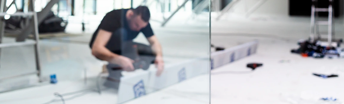 Emergency Commercial Glass Repair in Chicago, IL